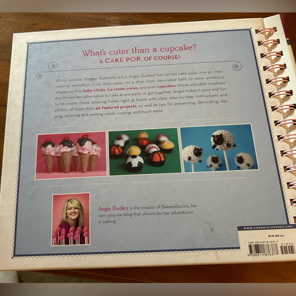 Cake Pops Cookbook- - Picture 2 of 6